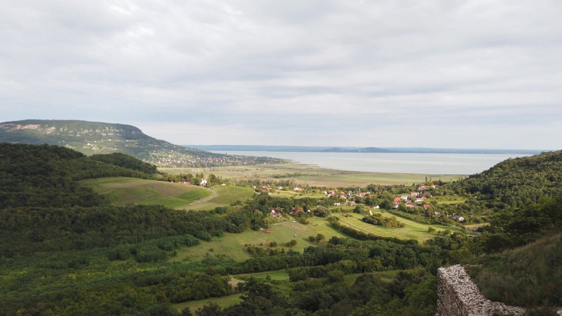 lakóautó bérlés Balaton uticéllal