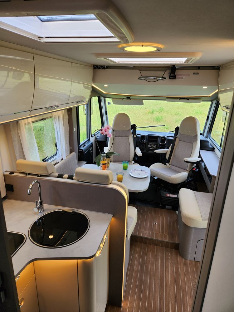 Tágas tér egy luxus lakóautós nyaraláshoz