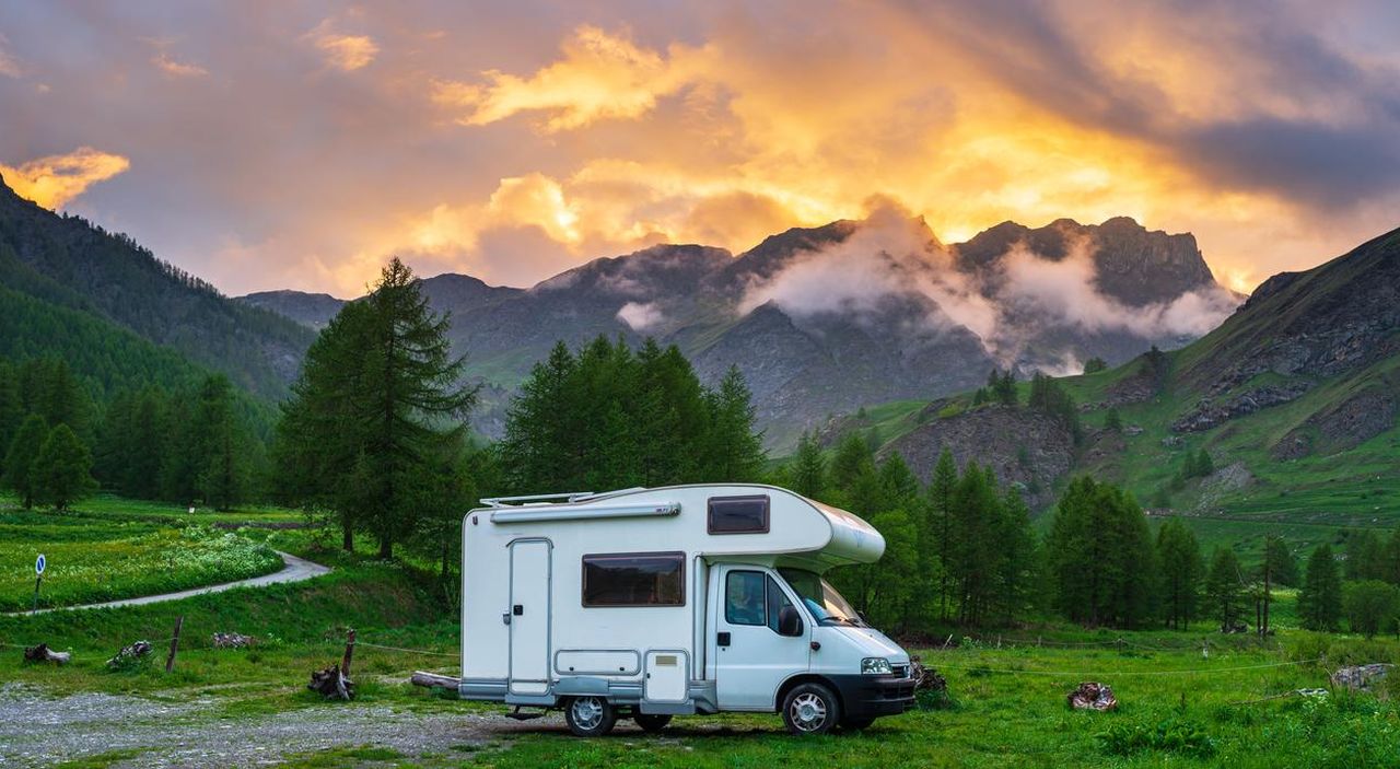 lakókocsi parkolás szabályai